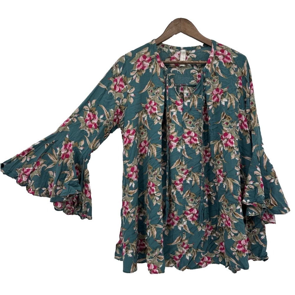Giddy Up‎ Glamour Floral Blouse Bell Sleeve Boho western rodeo 2x plus cottage